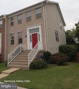 20757 Hollow Falls Ter