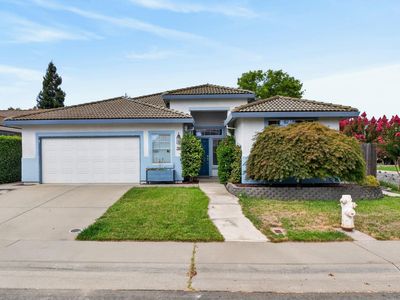 7860 Royal Down Cir