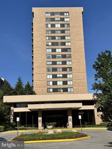 3713 George Mason Dr #1005