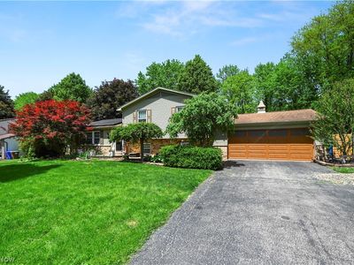 8441 Carriage Hill Dr NE