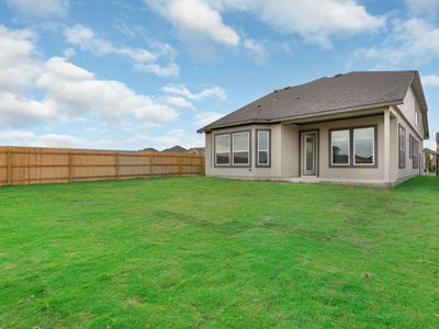1132 Stonehill Dr