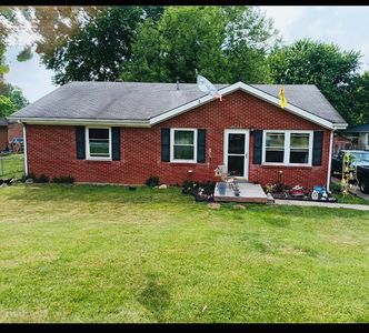 1035 Plainview Dr