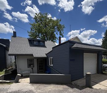 5914 Lakeside Ave