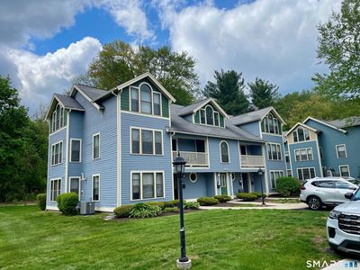 3208 Whitney Avenue #403
