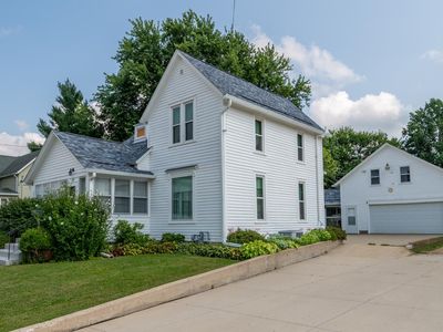 Property at 109 W Main St, Mount Morris, IL