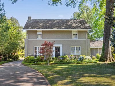 39 Belleair Dr
