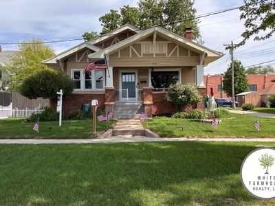 214 W 2nd St