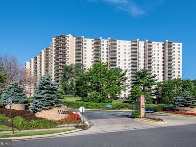 205 Yoakum Pkwy Unit 1711
