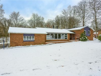 212 Ridgeway Dr
