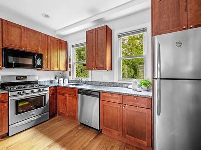 33 Plainfield St #2
