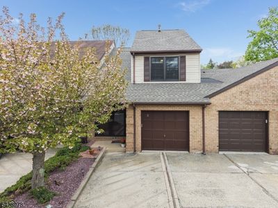 2 Daniel Ct