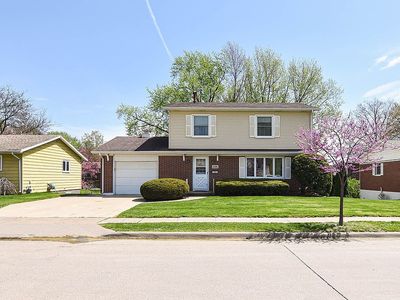 2186 Graham Cir