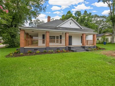 512 Piedmont Ave