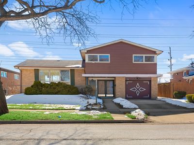 Property at 7745 Beckwith Rd, Morton Grove, IL