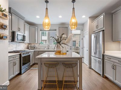 874 Thompson Cres #40