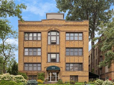 4418 W Lake Harriet Pkwy APT 205