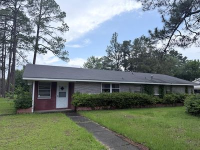 1201 Sharon Ave