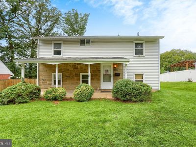 422 Breslin Rd