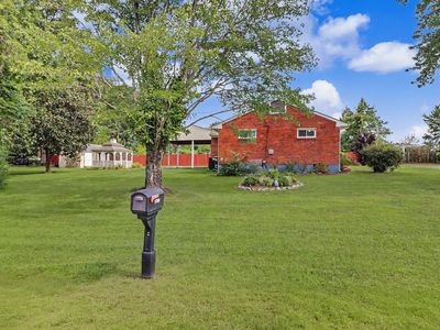 17400 Livingston Rd