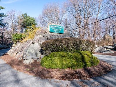 Property at 133 Fairway Dr, Coventry, RI
