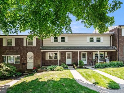 102 Village Dr
