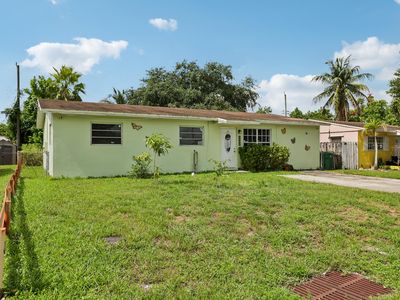 6444 SW 20TH Court