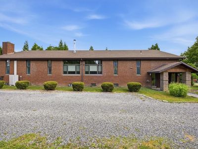 35 Coraopolis Rd