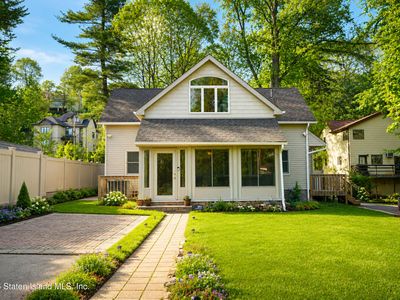 393 Saint Andrews Rd