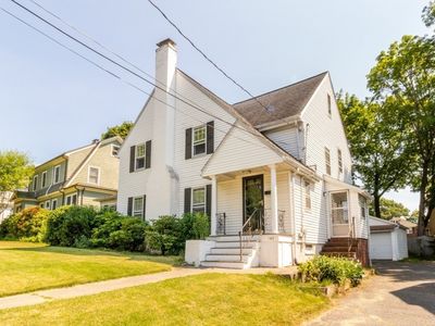 142 Jackson St