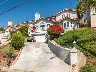 1229 La Mesa Ave