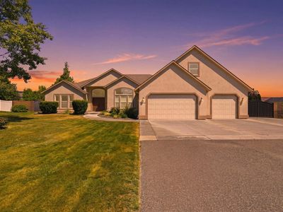 104318 E Nicole Dr