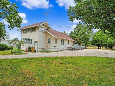 211 W 9th St #1013