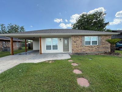 3722 Thomas Dr