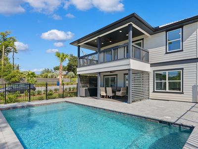 401 & 405 Massalina Dr