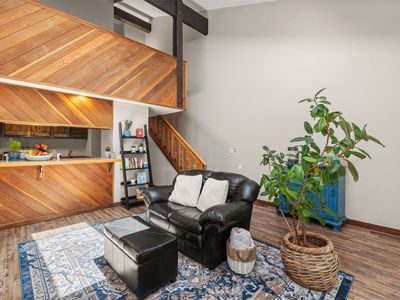 87 Flintstone Lane UNIT 2