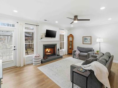 137 Weatherburne Dr