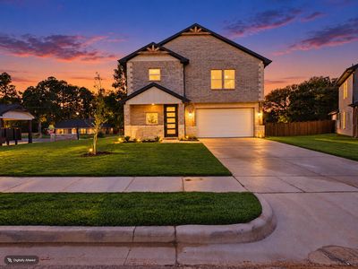 1206 Phoenix South Dr