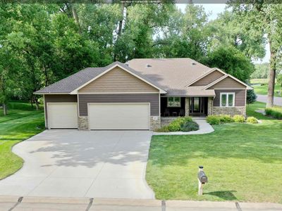 875 E Sawgrass Trl