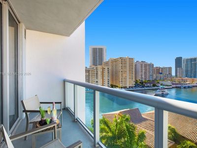 2602 E Hallandale Beach Blvd #R803