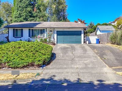3214 45th Avenue NE