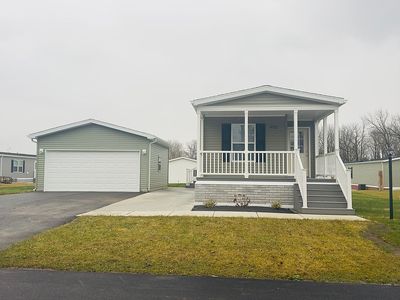 4784 Glengarry Rd