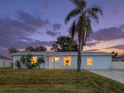 711 NW RIVERSIDE Drive