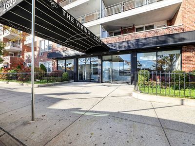 1625 Emmons Ave APT 4K