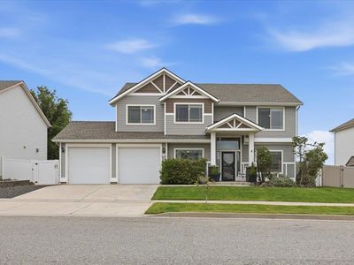 2718 W Heath Ave