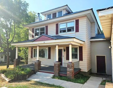 208 W Lead St