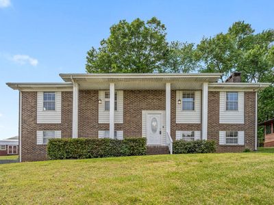 111 Edgewood Cir