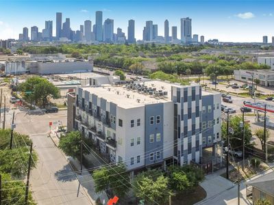 1011 Studemont St Ste 302