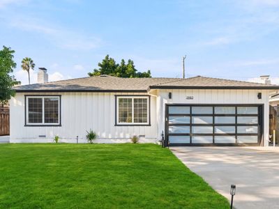 2983 Howell Ave