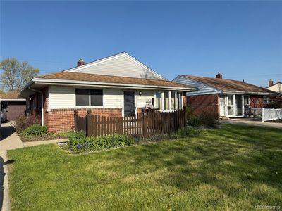 Property at 18530 Matthews St, Riverview, MI