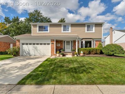 454 Queens Way